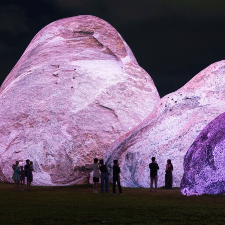 IWAGUMI – DISMISURA: arte monumentale a Piazza Maggiore